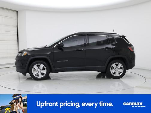 Black 2022 Jeep Compass Latitude