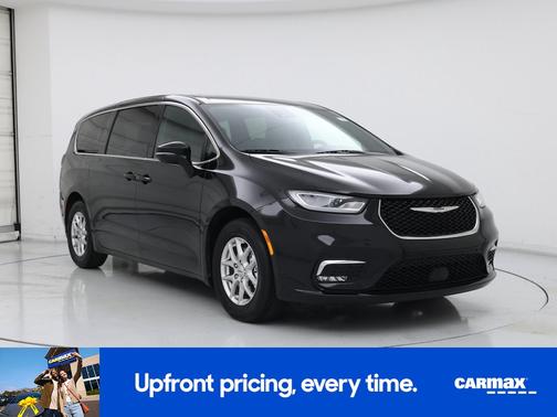 Black 2025 Chrysler Pacifica Select