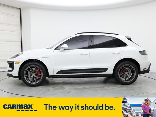 2022 Porsche Macan S