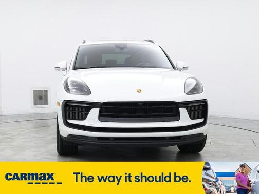 2022 Porsche Macan S