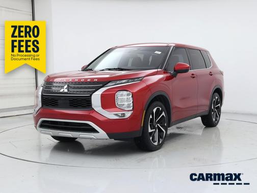 Red 2024 Mitsubishi Outlander SE