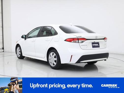 White 2021 Toyota Corolla LE