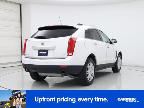 White 2016 Cadillac SRX Luxury