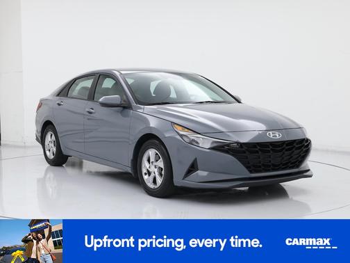 2023 Hyundai ELANTRA SE