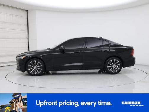 Black 2022 Volvo S60 B5 Inscription