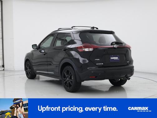 Black 2023 Nissan Kicks SR