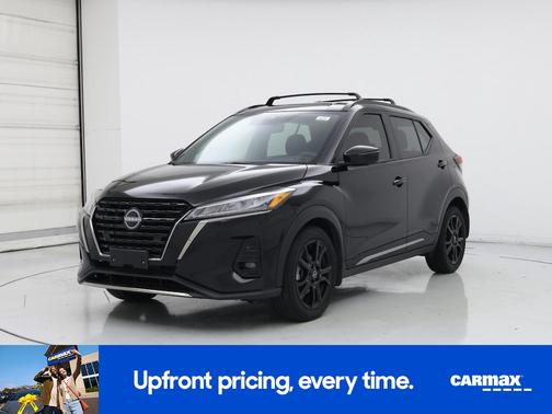 Black 2023 Nissan Kicks SR