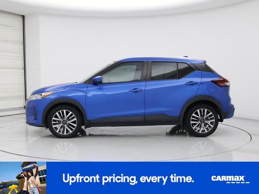 Blue 2022 Nissan Kicks SV