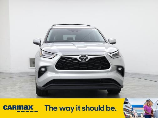 2021 Toyota Highlander LE