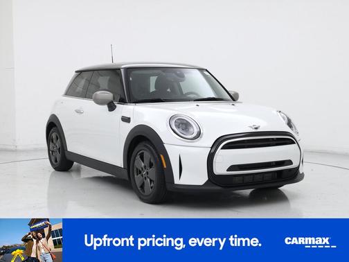 White 2024 MINI Hardtop