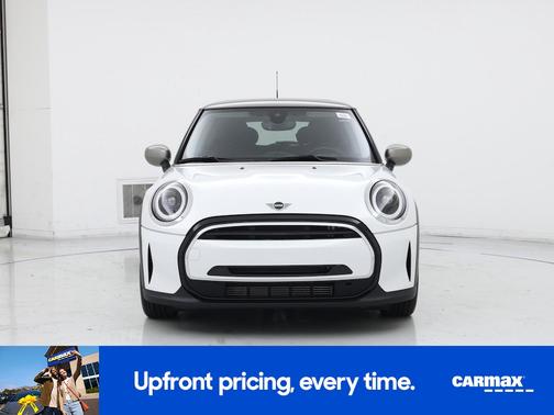 White 2024 MINI Hardtop