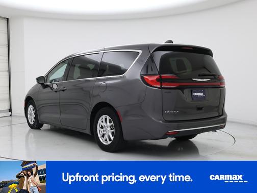 Gray 2023 Chrysler Pacifica Touring L