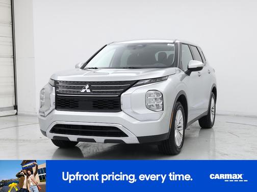 2022 Mitsubishi Outlander ES