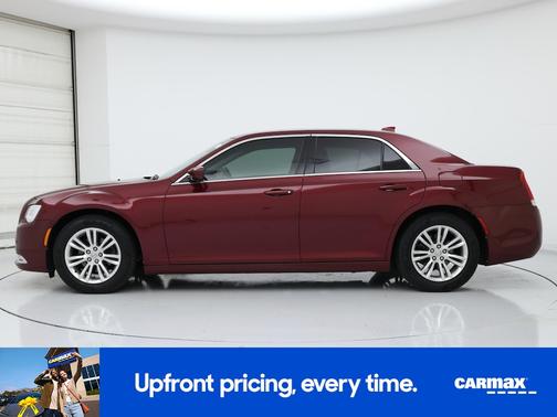 2019 Chrysler 300 Touring