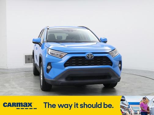 2020 Toyota RAV4 XLE