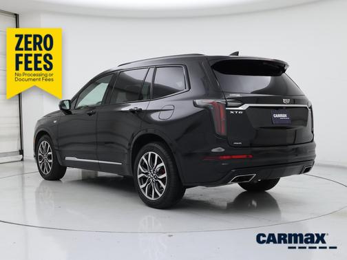 Black 2022 Cadillac XT6 Sport