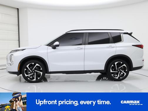 2023 Mitsubishi Outlander SE