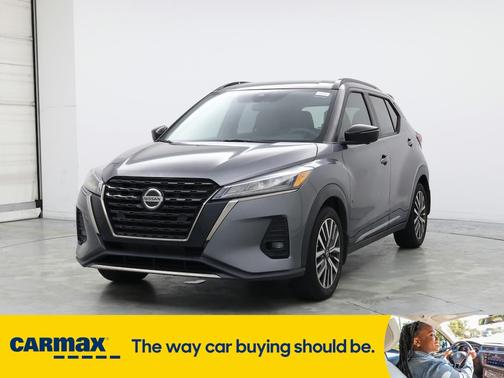 2021 Nissan Kicks SR