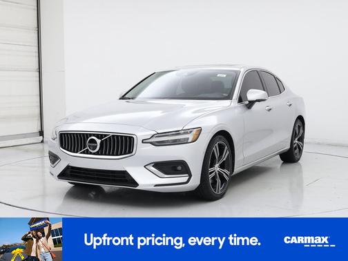 Silver 2022 Volvo S60 B5 Inscription
