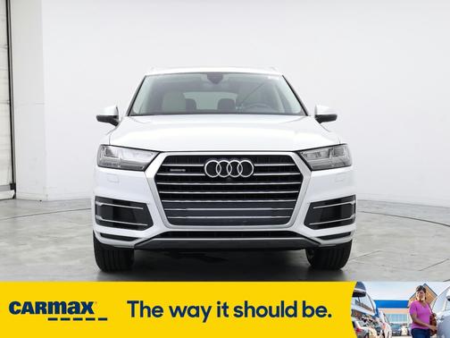 2019 Audi Q7 SE Premium Plus