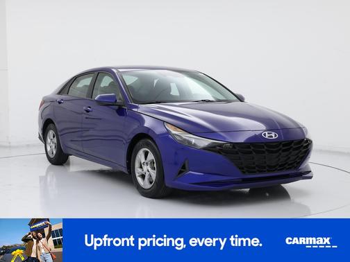 2023 Hyundai ELANTRA SE