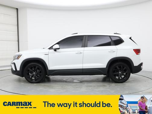 2022 Volkswagen Taos SE