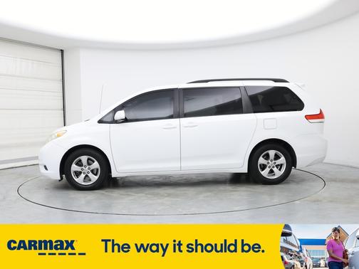 2013 Toyota Sienna LE