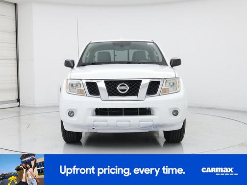 White 2017 Nissan Frontier SV