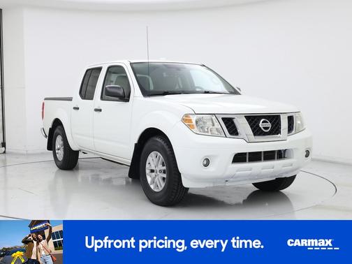 White 2017 Nissan Frontier SV
