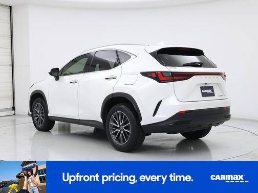 White 2023 Lexus NX 250