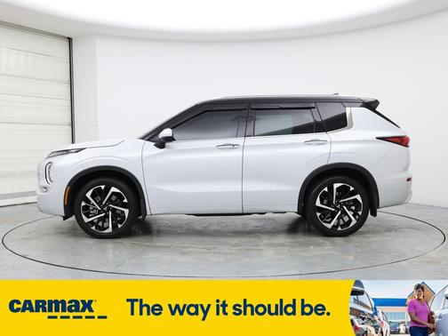 2023 Mitsubishi Outlander SEL