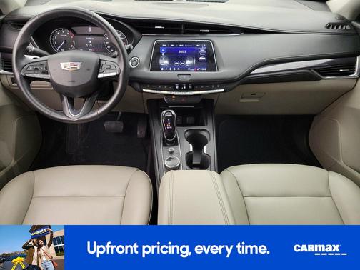 2022 Cadillac XT4 Luxury