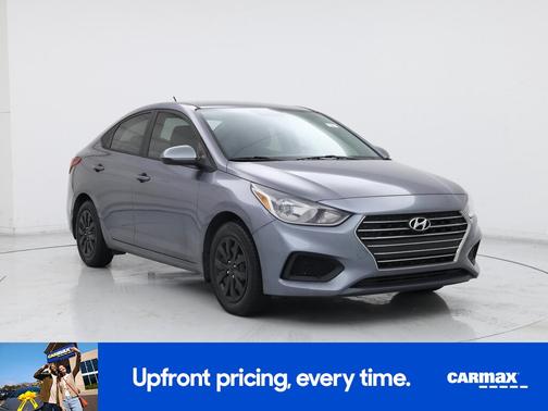 Gray 2020 Hyundai Accent SE