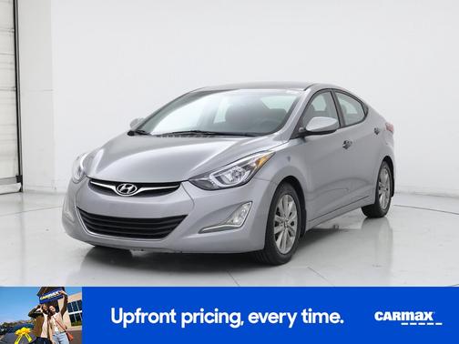 Silver 2016 Hyundai ELANTRA SE