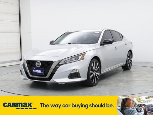 2020 Nissan Altima SR