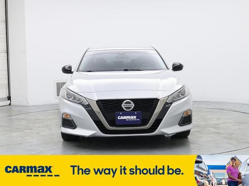 2020 Nissan Altima SR