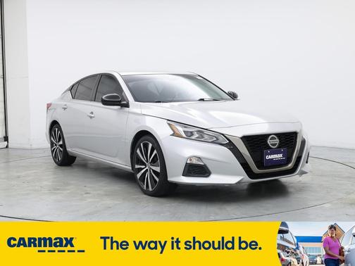 2020 Nissan Altima SR