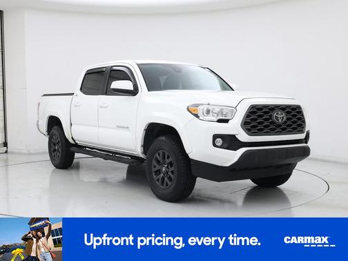 White 2021 Toyota Tacoma SR5