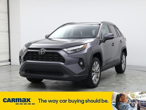 2022 Toyota RAV4 XLE Premium
