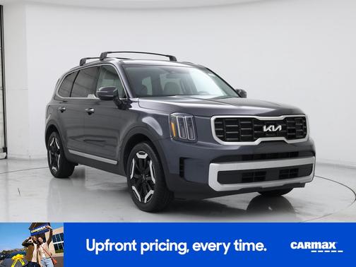 Gray 2024 Kia Telluride S