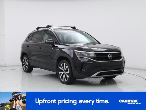 Black 2023 Volkswagen Taos SE