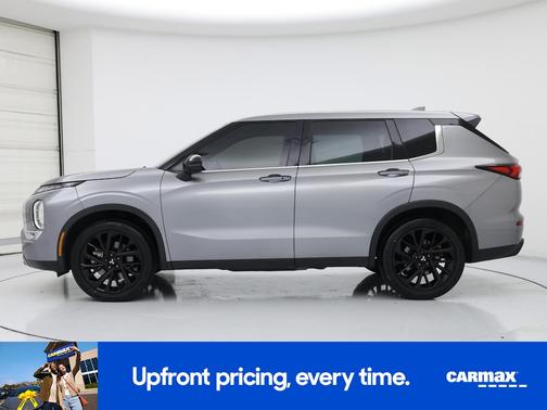 2022 Mitsubishi Outlander SE