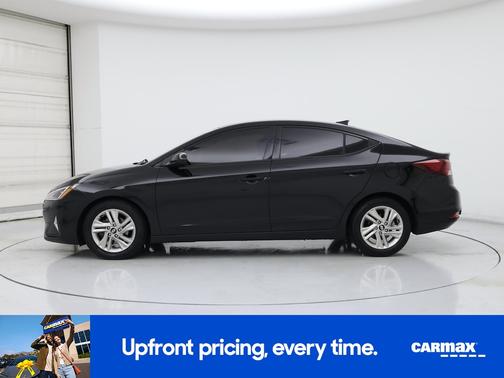 Black 2019 Hyundai ELANTRA SEL