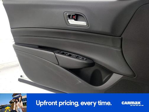 White 2015 Acura ILX