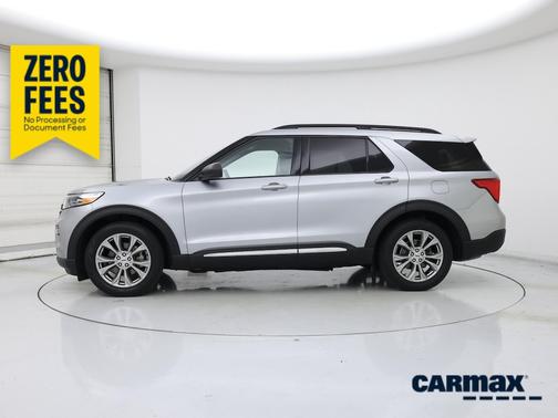 Silver 2023 Ford Explorer XLT