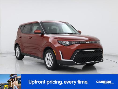Burgundy 2025 Kia Soul LX