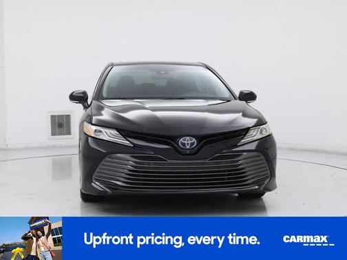 Black 2018 Toyota Camry Hybrid XLE
