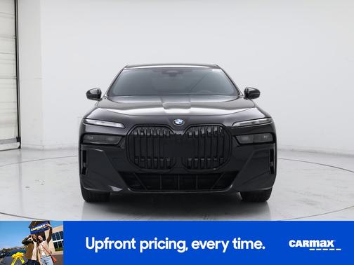 Black 2023 BMW 740 I