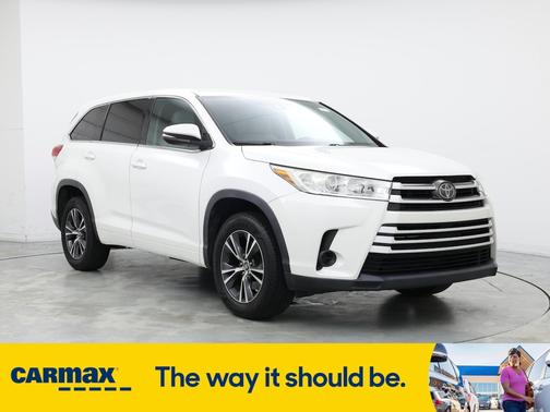 2017 Toyota Highlander LE