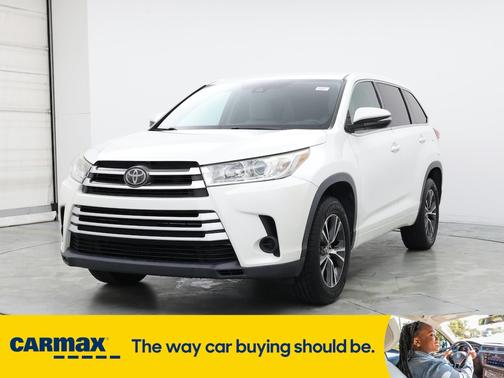 2017 Toyota Highlander LE